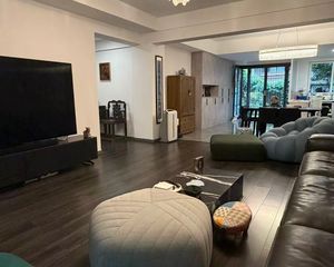 高新 经典嘉苑 3室2厅 170.00㎡ 438万