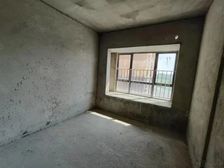 玉州区 学府名苑 4室2厅 163.47㎡ 45万