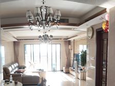 南海 尚观御园 4室2厅 144.00㎡ 200万