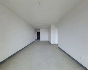 因工作调动,诚心者可小仪。房东直买:15250670002