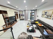 松江 万科白马花园别墅 2室1厅 202.42㎡ 1280万