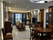 南城 鼎峰源著 5室2厅 166.02㎡ 610万