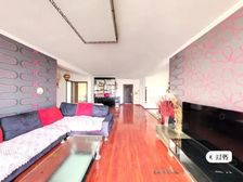 黄岛 瑞海花园南区 3室2厅 136.02㎡ 带储藏室