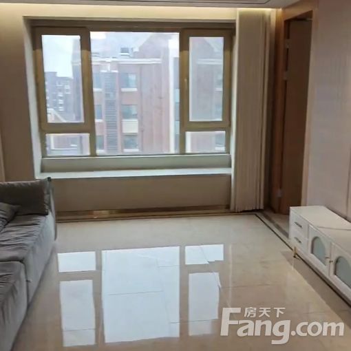 西青张家窝万科翡翠大道 3室2厅 105.53㎡ 4200元