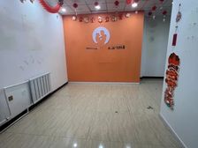 天桥小区110平临街底商招租 含物业费 交通便利