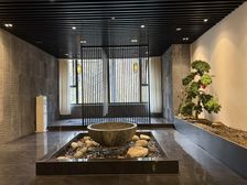 华侨城320平临街旺铺出租 20米超宽门面 房源描述 黄