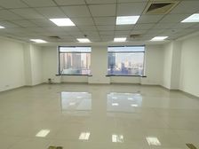 金鹰国际甲级写字楼135平 4200元/月即租