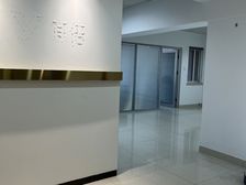 万达、宝龙商圈精装120平办公楼2800