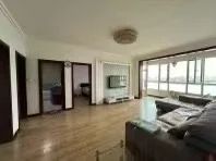 龙凤 御景湾靓湖国际花园 3室2厅 136.00㎡ 116万