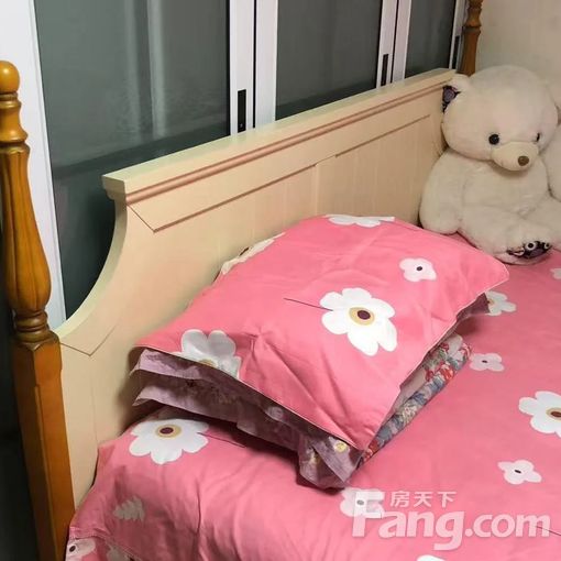 合租:次卧丰台宋家庄鹤巢居 1室1厅 180㎡ 2800元/