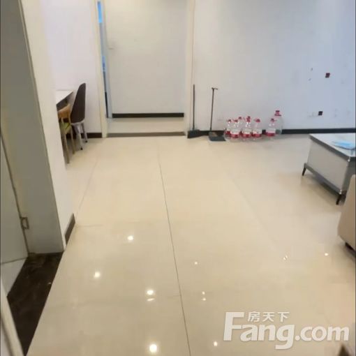 天桥火车站济南世茂天城 3室2厅 121㎡ 3500元/月