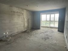 郓城 丽水湖梧桐苑 3室2厅151.91平大三居洋房,落地窗