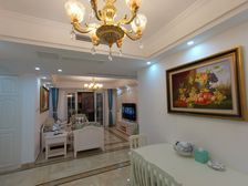 红谷滩 融创文旅城E区 3室2厅满5年豪装九成新