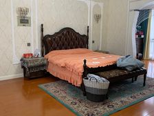 春秋家院4室3厅3卫东南朝向180.00万元出售