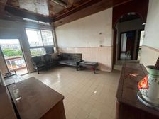 南江路101.8平三室两厅,南北通透,仅售33万!