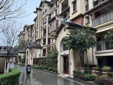 南向四居室,沙坪坝俊峰香格里拉优质房源,210万诚售!