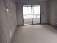 3室1厅2卫,**排无遮挡,边套。视野极佳,南北通透采光好。