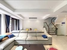 工业园区 金辉尊域雅苑 4室3厅