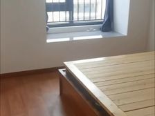 金地云栖湾南北通透两居,75平精装好房110万