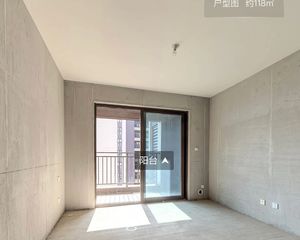 经开 金辉滨河云著 3室2厅
