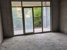 自带100多方大平台连州 城市春天 3室2厅3卫