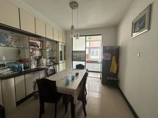 金泽苑 南北通透 三居室电梯洋房 带暖气 146平仅83万