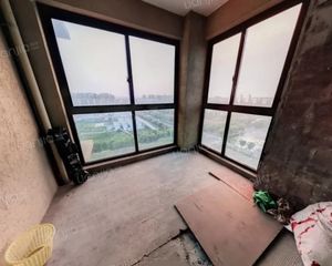 袍江新区 九城公园里 3室1厅