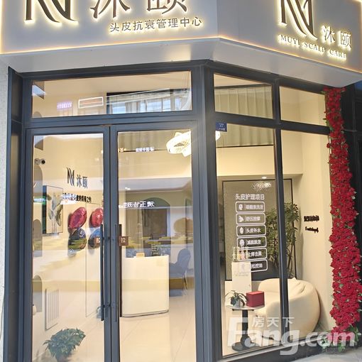 环宇城美业金角旺铺转让!新装修阳面上下两层