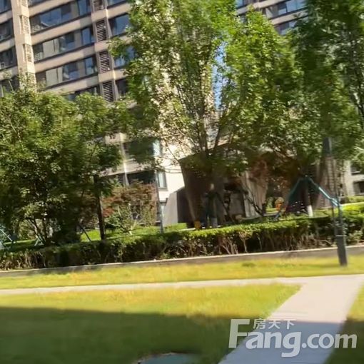 公园都会小区内临街一层可商可住