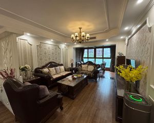 高新 中德英伦联邦C区 4室2厅 137.70㎡ 340万