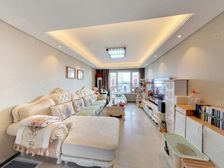 南北通透两居室华润置地幸福里84平仅66.9万带非人防的车位