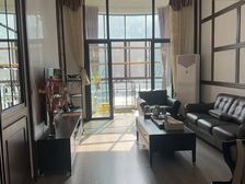 红谷滩 世纪中央城 挑高户型150多平,三层跃层