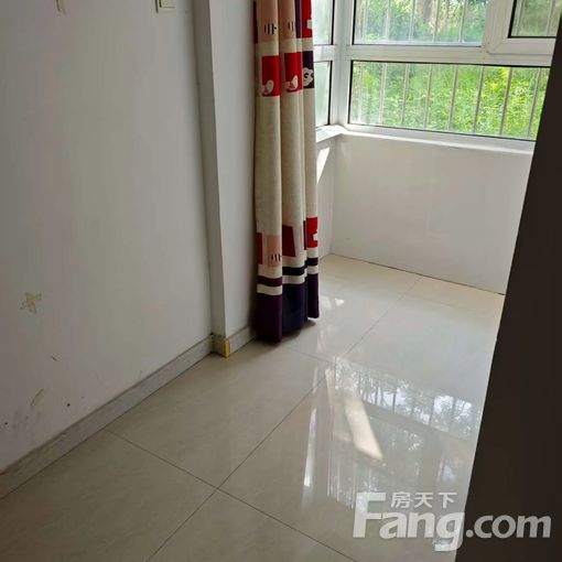 ¿ª·¢ÇøÊÐÒ»ÖдóÈåÊÀ¼Ò 2ÊÒ1Ìü 64©O 1000Ôª/ÔÂ