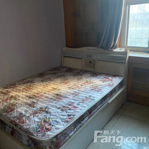 ºÏ×â:´ÎÎÔʯ¾°É½Â³¹È74ºÅÔº 3ÊÒ1Ìü 12©O 1200Ôª/