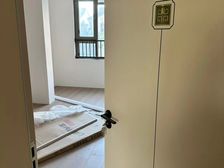 启东海景壹号2室1厅 77.10㎡ 全新精致装修,拎包入住