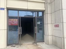 蓬安凤凰栖庭临街旺铺出租 60平层高5.8米 月租1500元