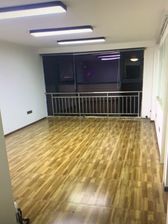 金山春天里160平甲级写字楼 1950元/月即租即用