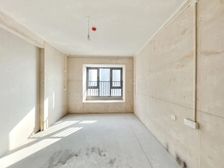 江樾潮启117平东户朝南3室2厅2卫 带产权车位163万