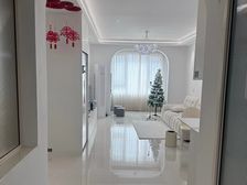 102㎡小三室 南北通透精装新房(带车位送家电)