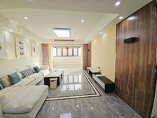 凤山蓝湾4室2厅2卫南北朝向85.00万元出售