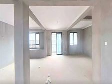 柯城 南荷悦里 4室2厅 117.70㎡ 155万