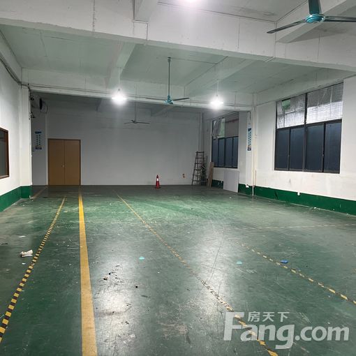 厂房:番禺石碁华创动漫产业园一期 B2栋 572㎡