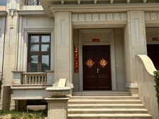 郑东新区 星联湾别墅 5室2厅 301.00㎡ 800万