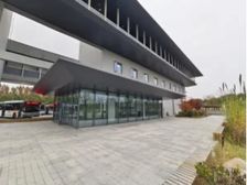 杜克大学公交首末站沿街商铺
