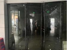 昆山市玉山镇昆山万家汇商贸城5号楼01013室、01014室