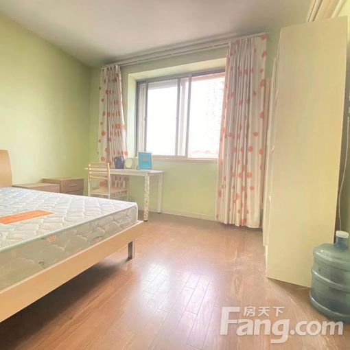 合租:主卧市南奥帆中心明珠新村 3室1厅 20㎡ 1100元