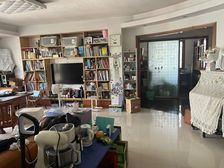 余姚 中山家园4室1厅 143㎡ 140万带车库储藏室