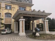 潍城宝通街爱雷特4500平独栋出租