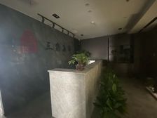 新洪大甲级写字楼320平 月租10250元即租即用