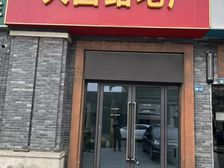 扬州东区吾悦广场临街商铺出租 55平黄金地段 月租2800
